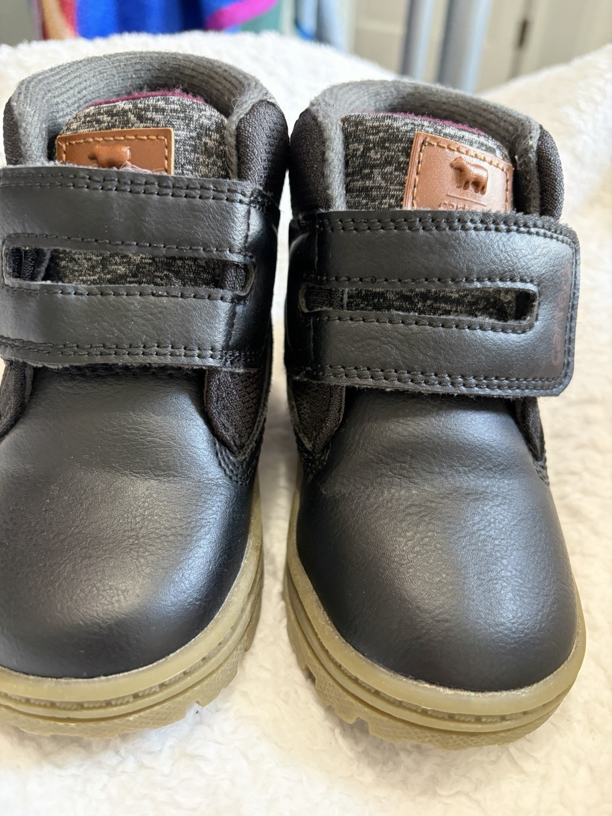 Carter’s Unisex Kids Size 6 Black/Gray Ankle Bootie Hook & Loop Round Toe