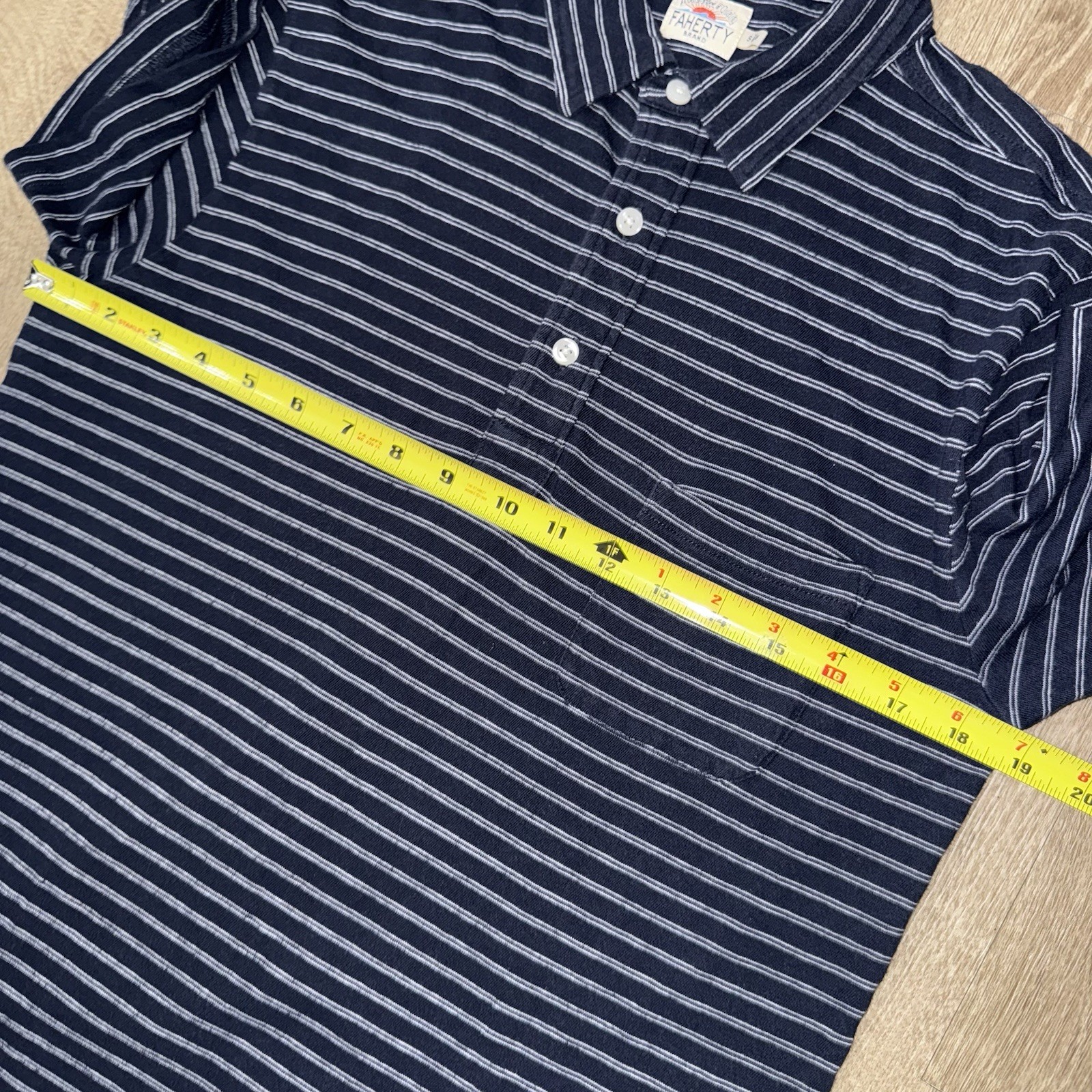 Faherty Short Sleeve Striped Cotton Polo Men’s Small Navy Blue White Stretch