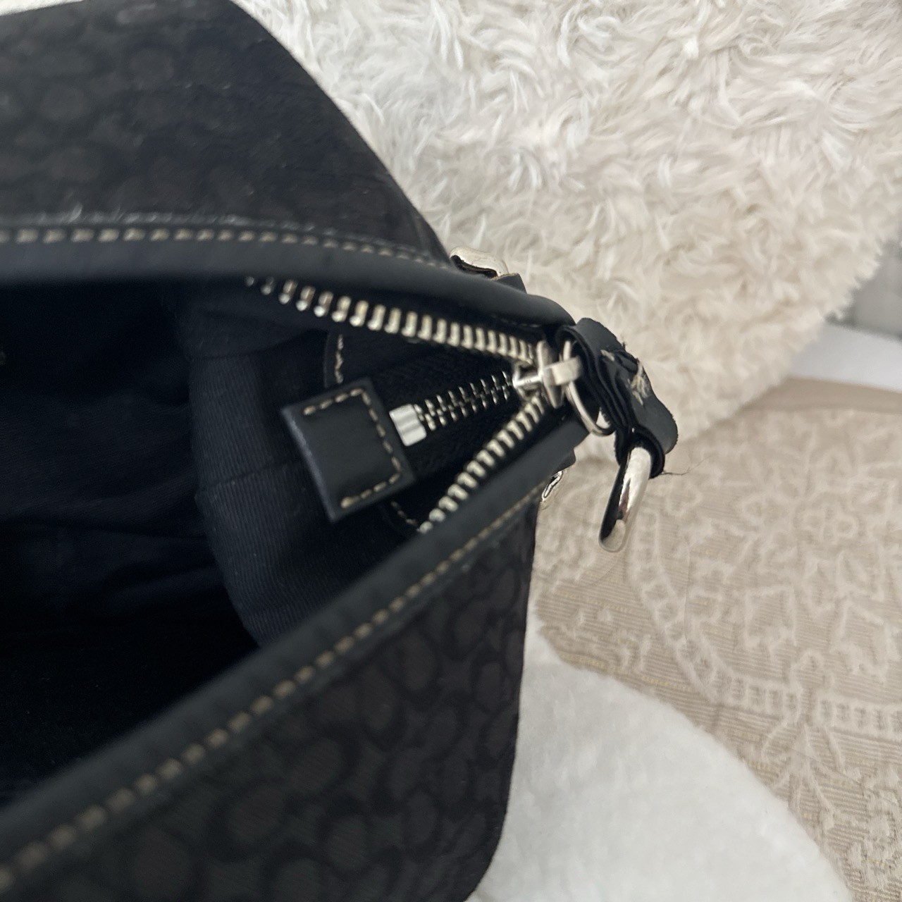 Coach Signature Black Small hobo Shoulder Bag Silver Hardware Zip Top