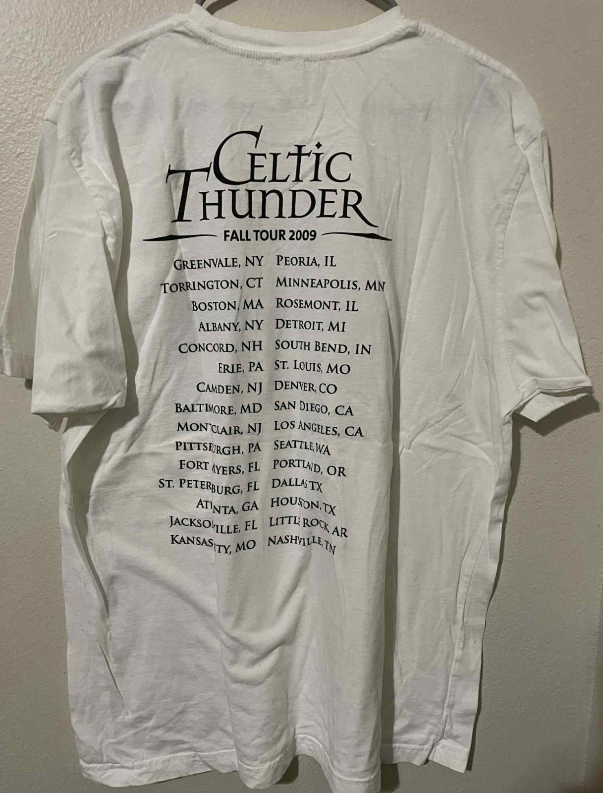 Celtic Thunder 2009 Fall Tour Men’s Tshirt Size XL