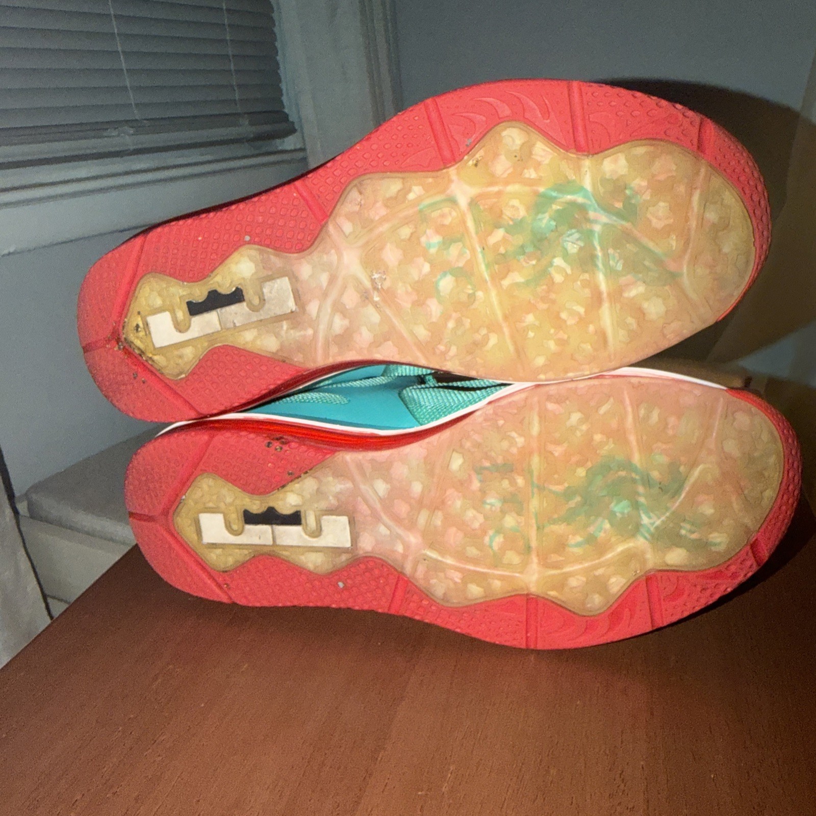 Nike LeBron IX 9 Men’s Size 11 Pre-owned Good Condition