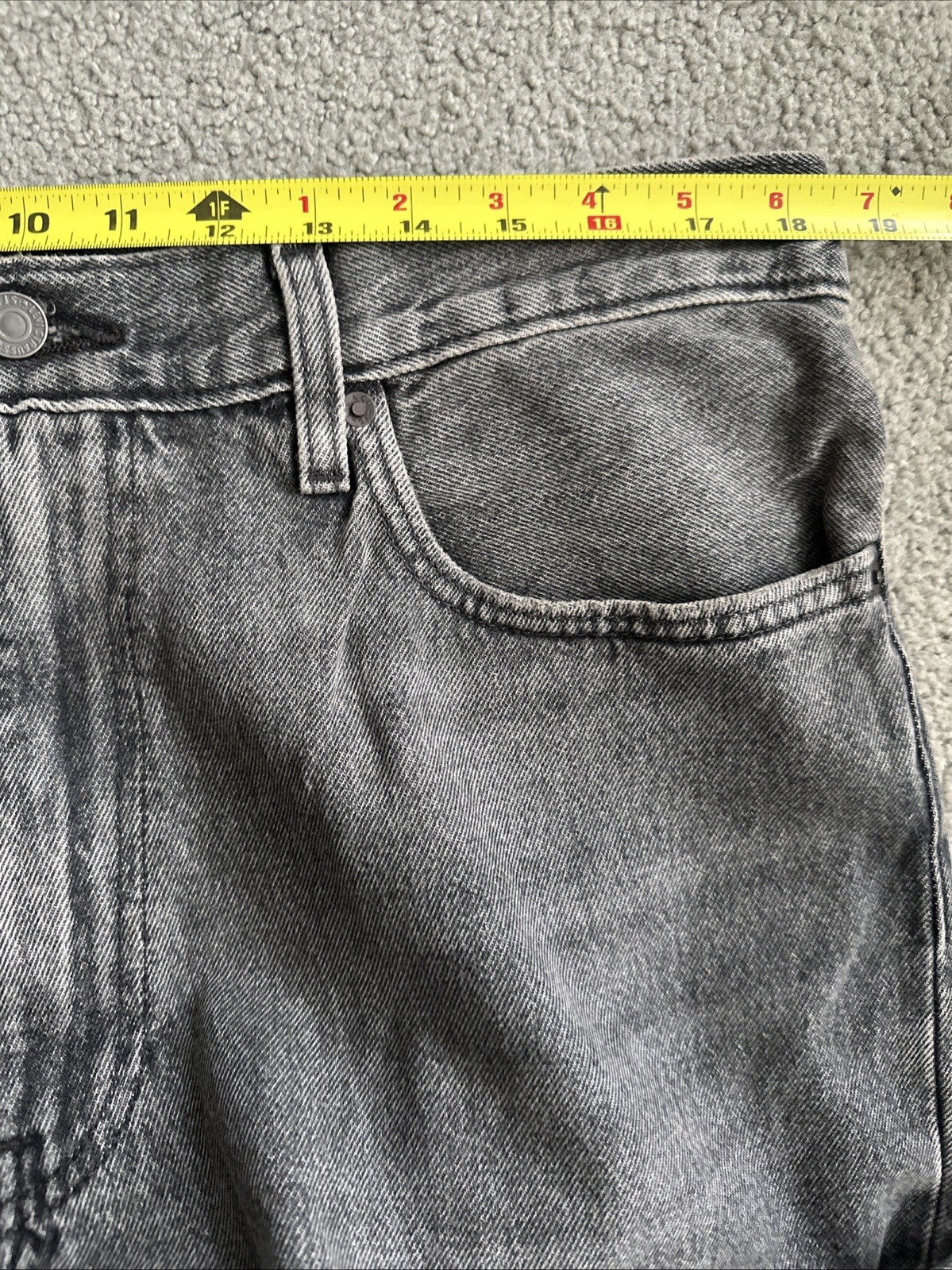 Levi ‘s Premium Men’s 578 Baggy Throughout Denim Jeans Sz. 36Wx32 Gray New
