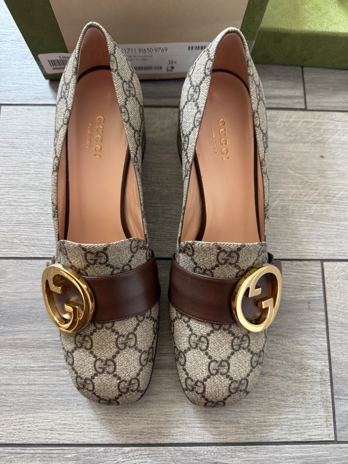 AUTHENTIC GUCCI SUPREME MALAGA KID BEIGE/EBONY PUMPS, DUST BAG, NIB $990, 38.5
