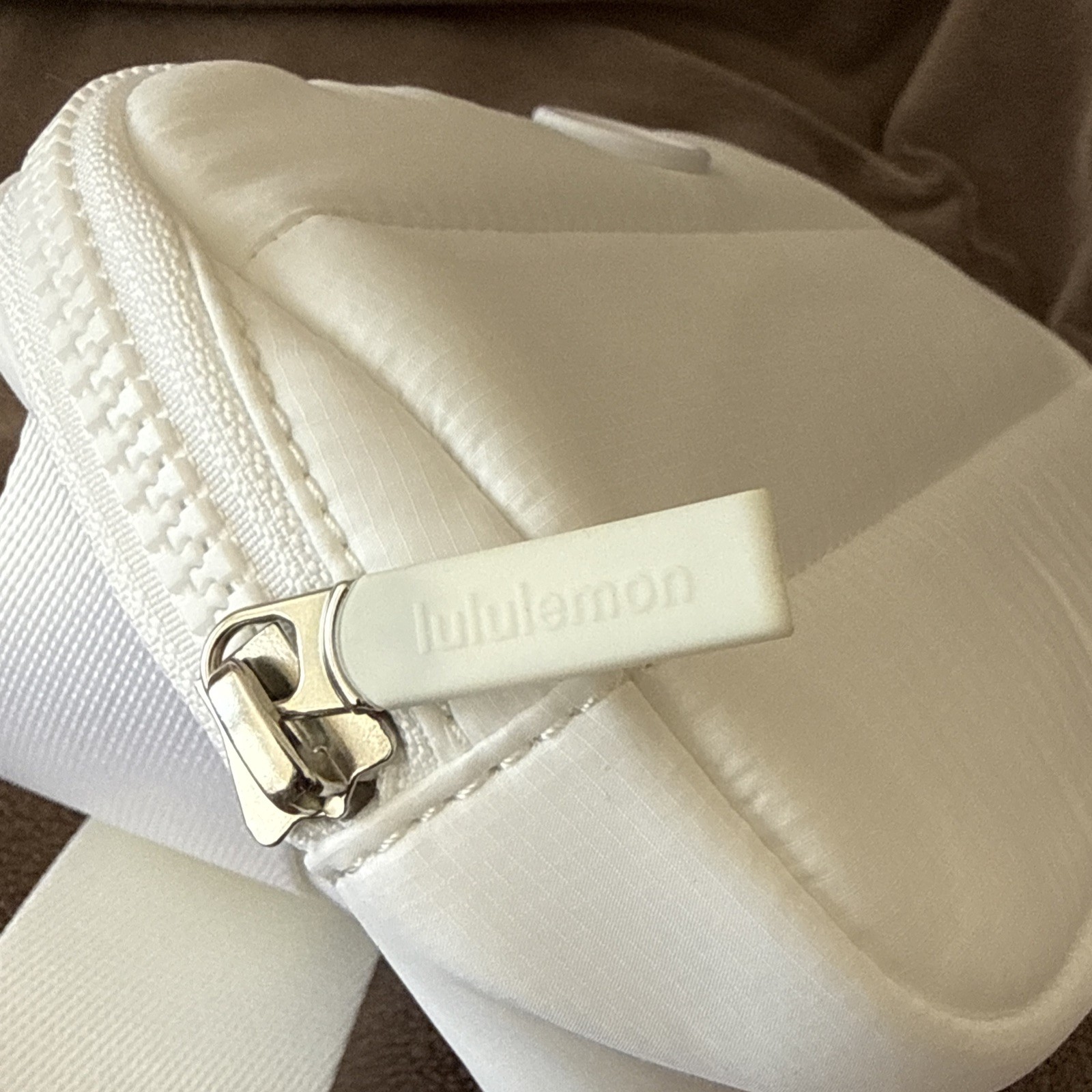 Lululemon WUNDER PUFF Everywhere WHITE Belt Bag One Size 2L -Brand New w/Tags