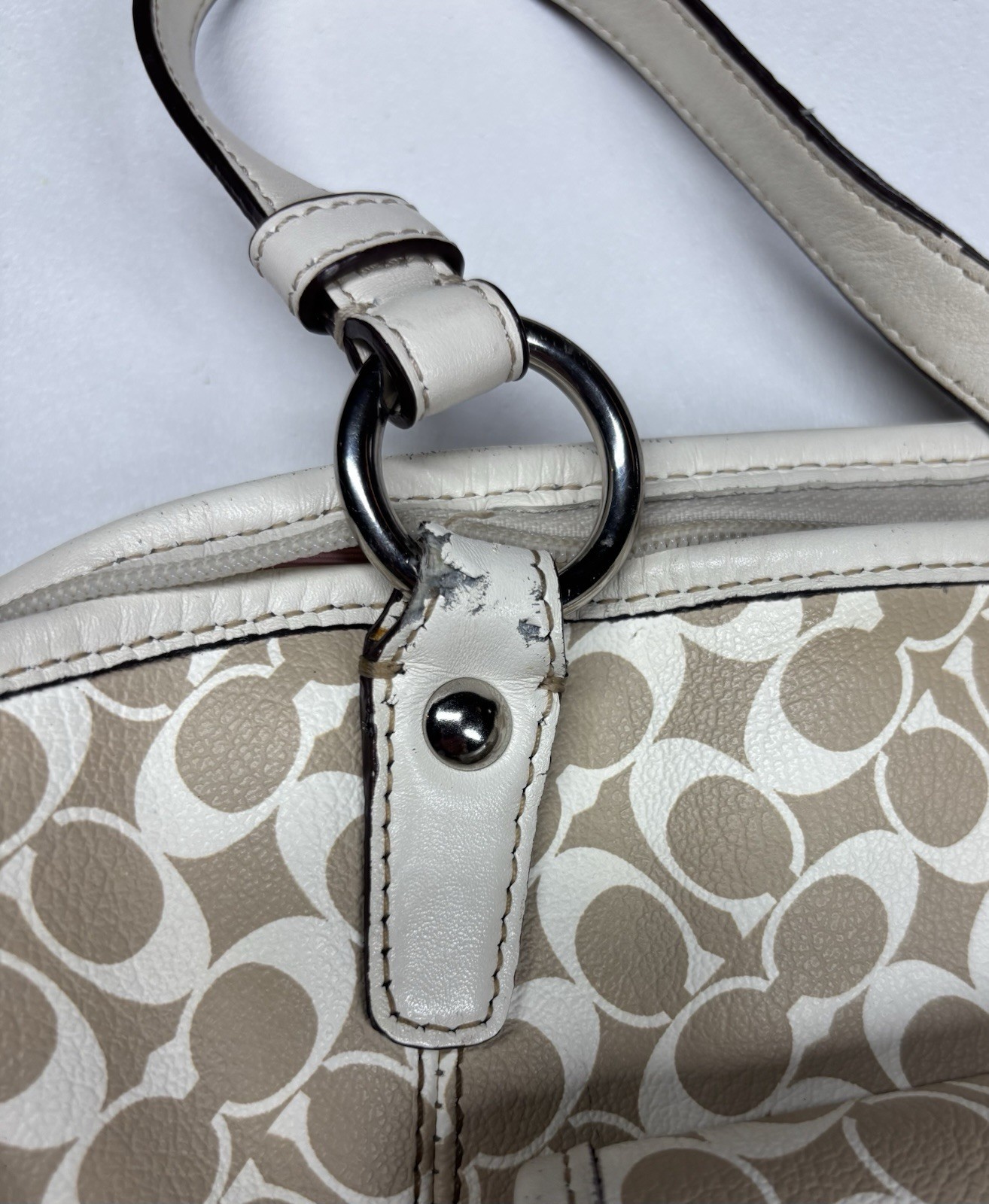 Coach Signature Leah Large Shoulder Tote Bag Khaki White 15135 Handbag Purse