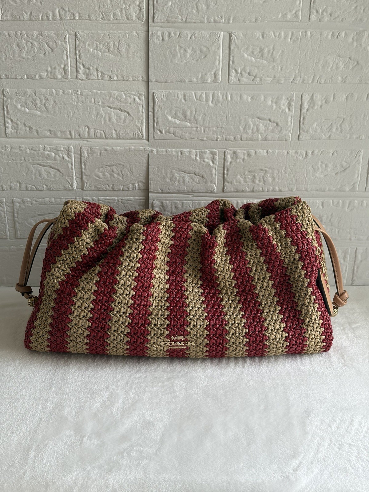 Coach Large Faye Shoulder Bag Red Tan Striped Drawstring Detachable Strap Gold