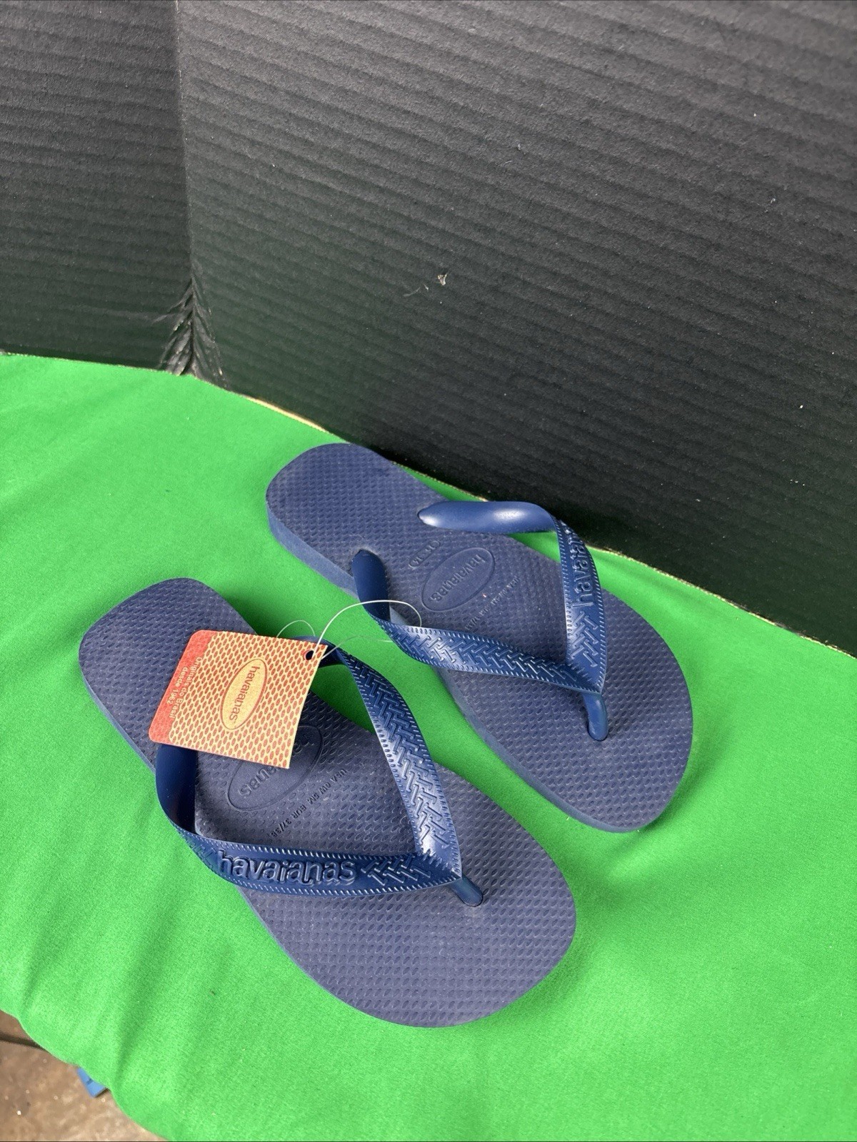 Havaianas Unisex Cushioned Footbed Flip Flop Size 7/8 W – 6/7 M Navy