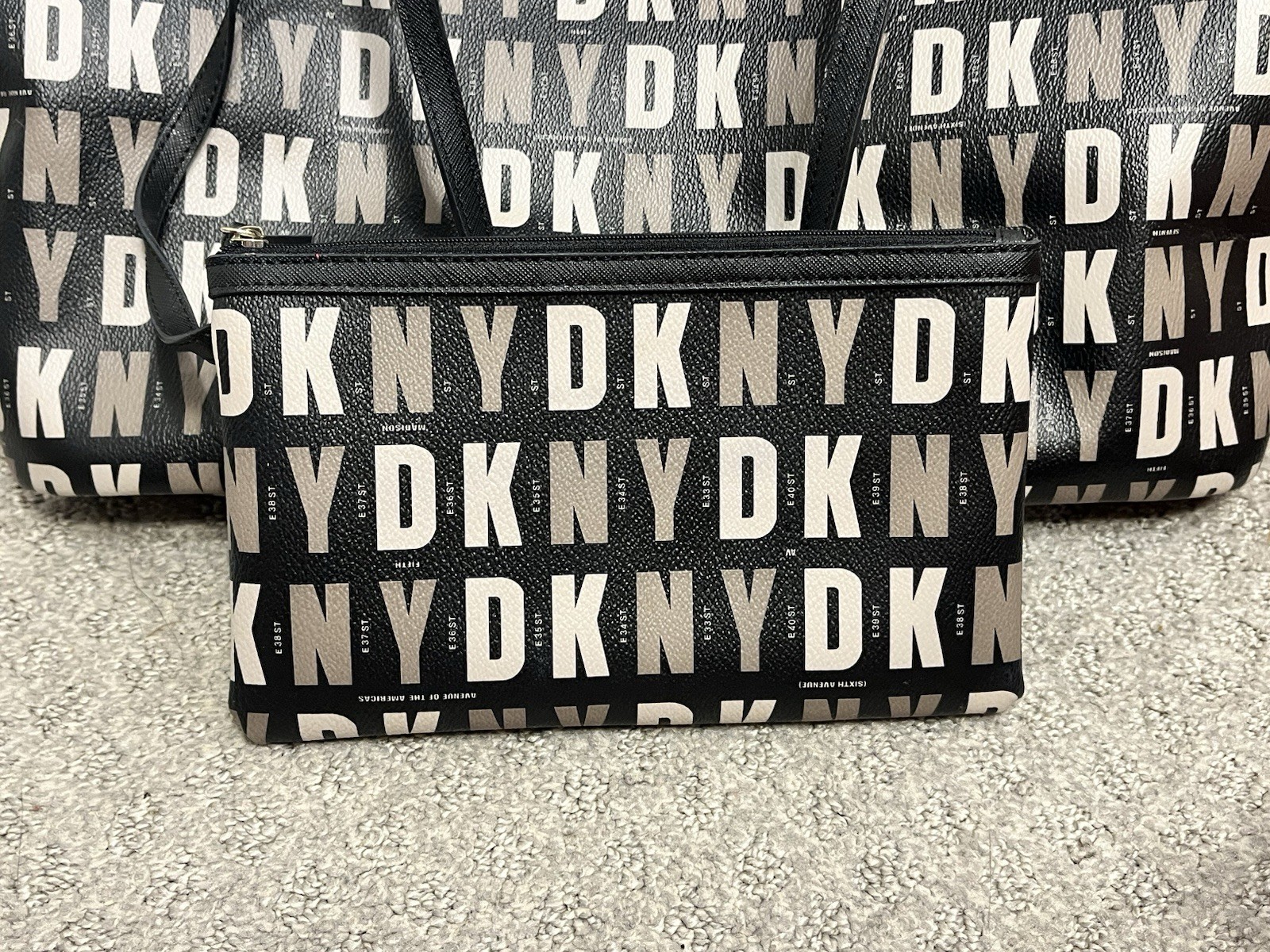 DKNY Tote Bag With Yellow Taxi Interior & Bonus Bag New York City Travel Career