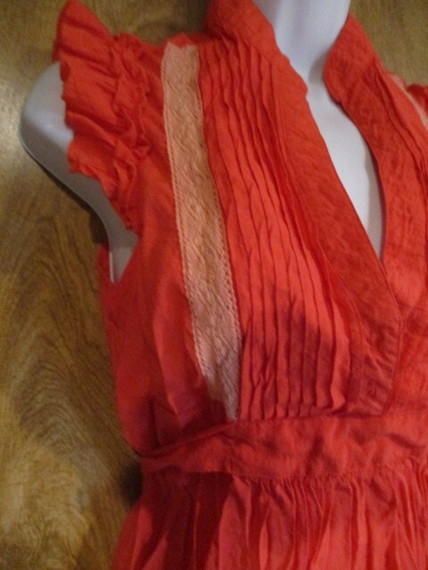 MINE Red Ruffled Blouse w/Tie Back,2 Buttons,& Zipper 60%Cotton 40% Polyester LG