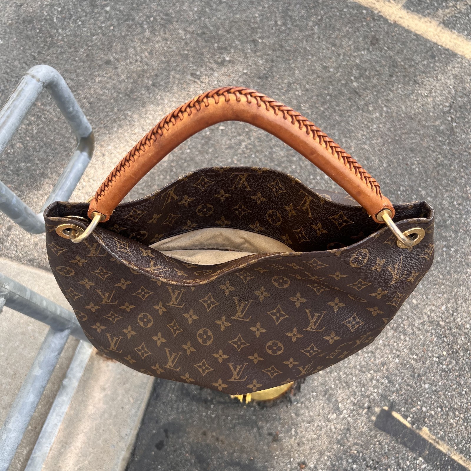 Louis Vuitton LV Hand Bag M40249 Artsy MM Brown Monogram Y2K Logomania Boho Chic