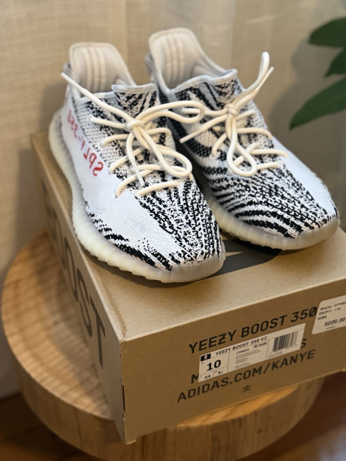 10 – Adidas Yeezy Boost 350 V2 Zebra White/Core Black/Red Primeknit CP9654 2017