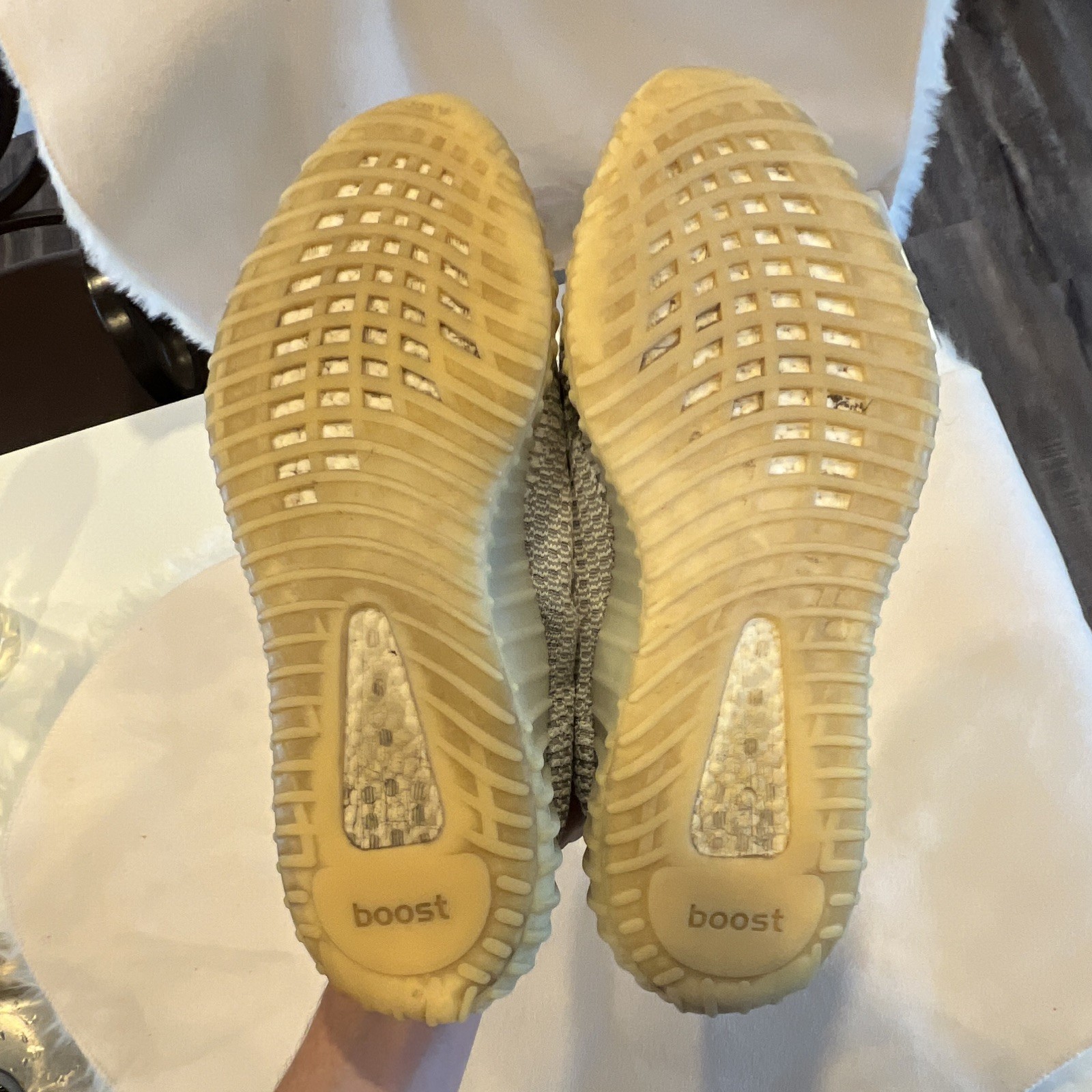 adidas Yeezy Boost 350 V2 Static Non-Reflective Men’s Low Top Sneakers 13.5