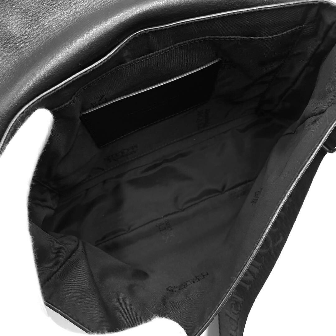 Alexander McQueen Black Leather Logo Crossbody Shoulder Bag Dust Bag Auth
