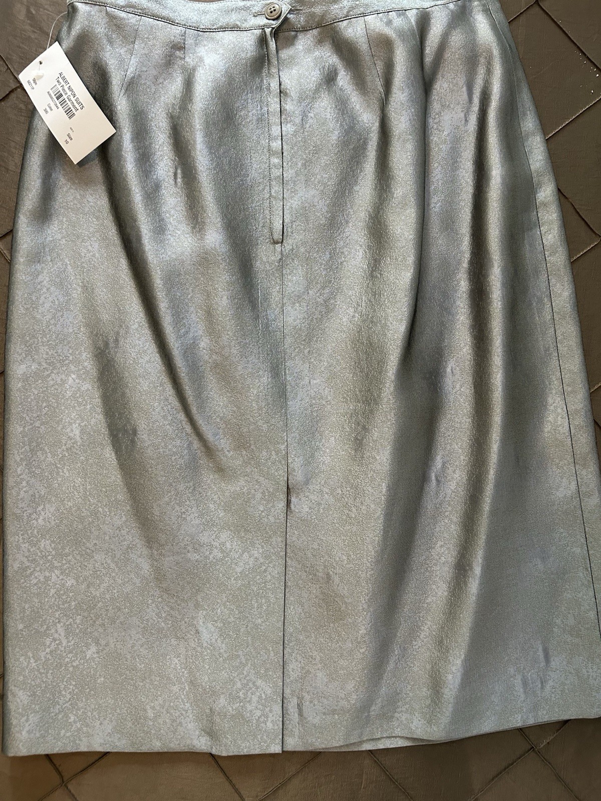 Albert Nipon Petite Suits 2-piece size 10P Sage Green