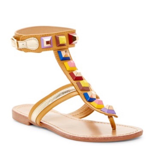 New Catherine Malandrino Size 8 Tan Studded Pista Gladiator Flat Sandals