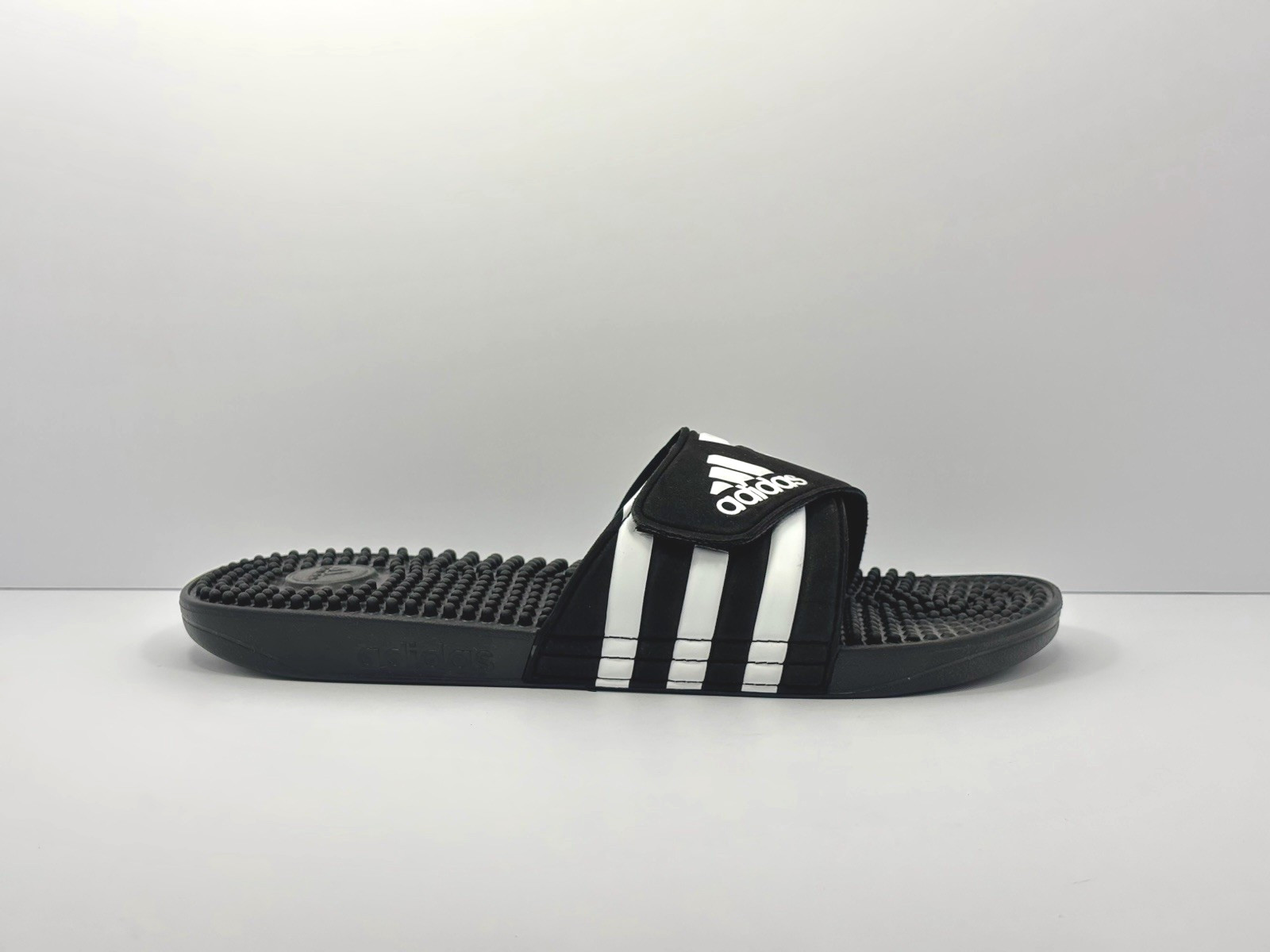 Size 11 Men’s/12 Women’s Adidas Adissage Slide Black/White F35580 New W. Tags