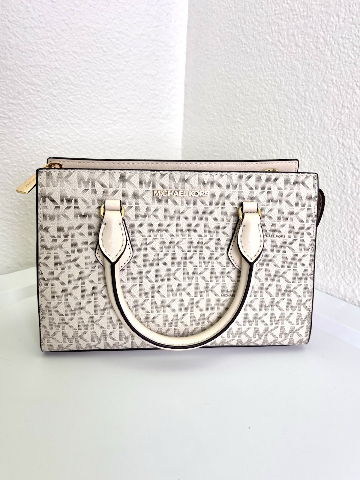 Michael Kors Womens Sheila Medium Satchel Logo Canvas Light Cream Multi