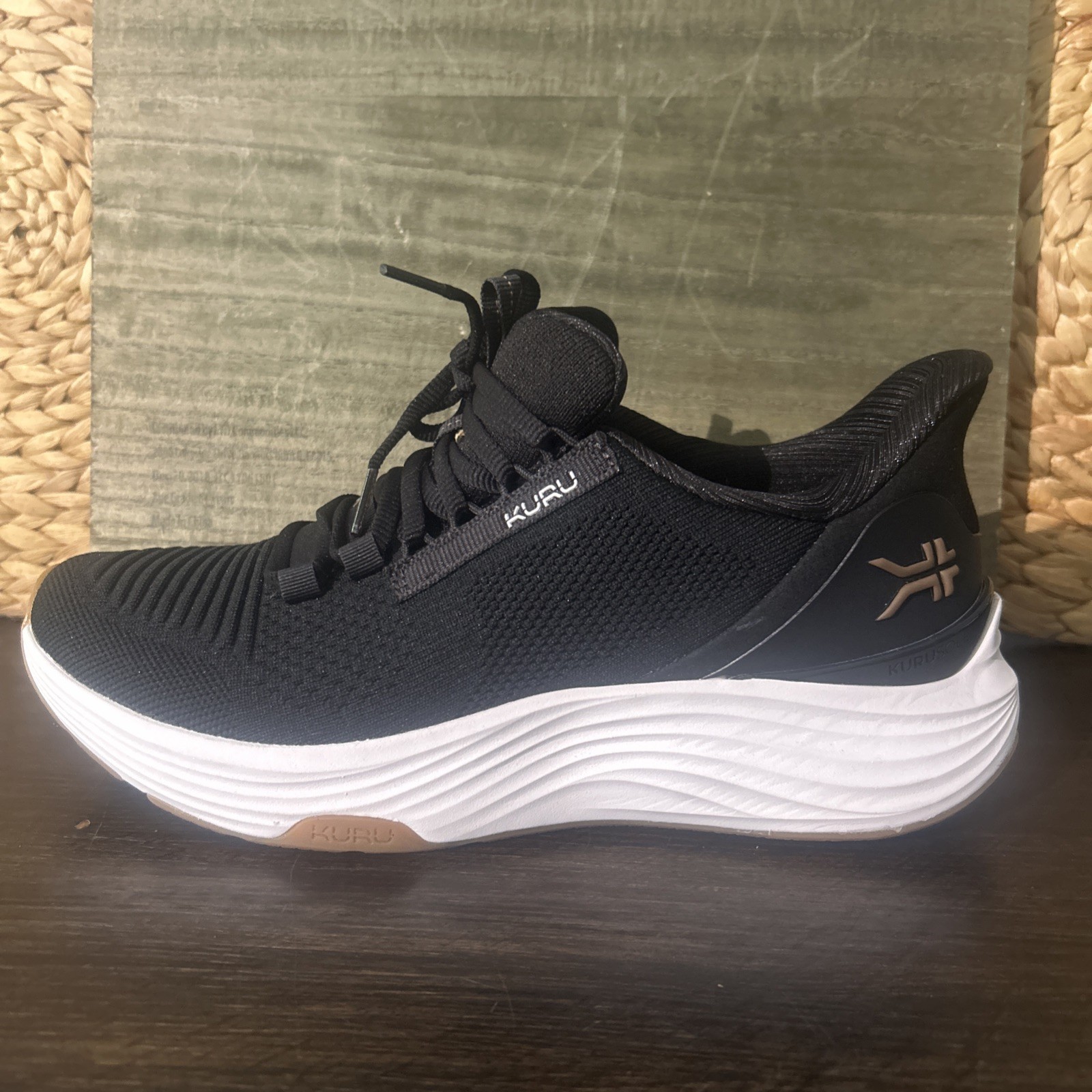 Kuru Atom 2 Womens Size 9 M Black Athletic Running Walking Sneakers Flawed