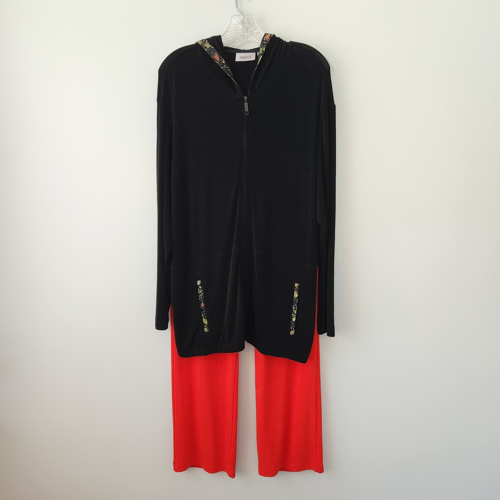 Chico’s Travelers Cardigan Pants 3 Piece Set 3 Black Red Slinky Knit Minimalist