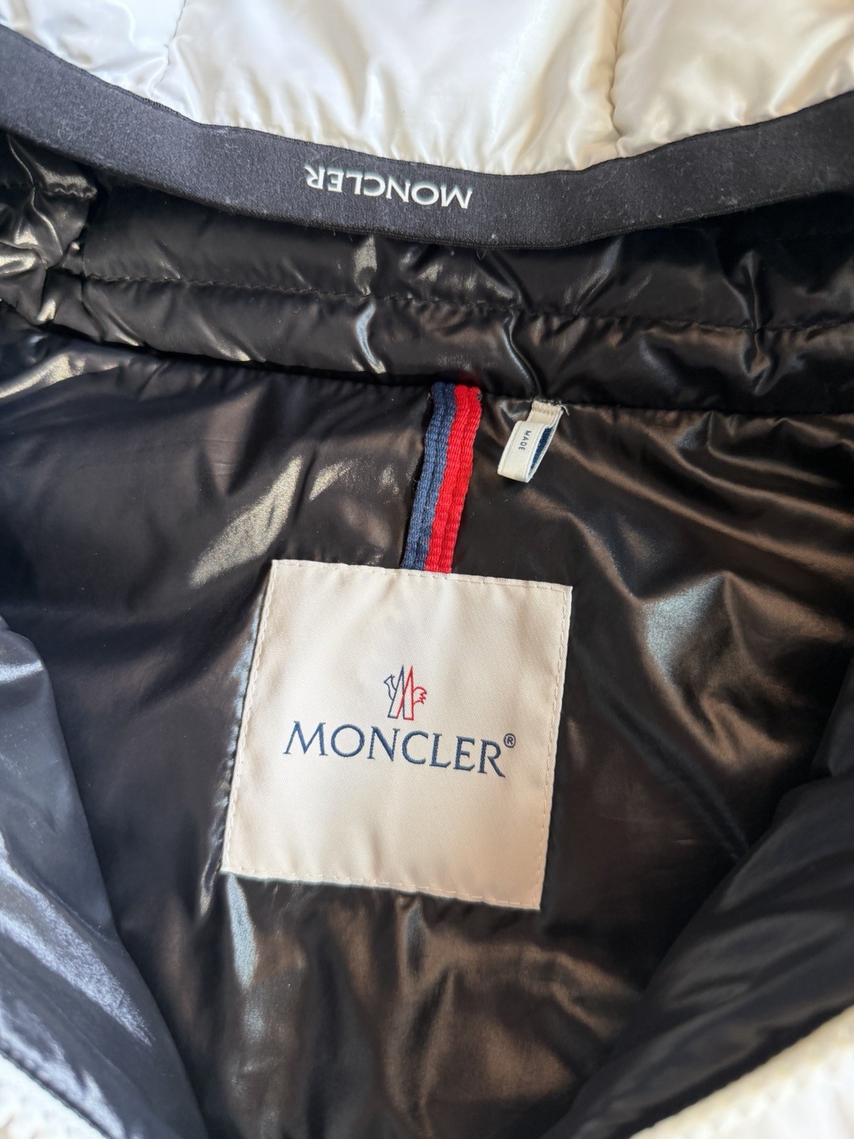 Moncler Galion Down Puffer Jacket White Size 3 Used