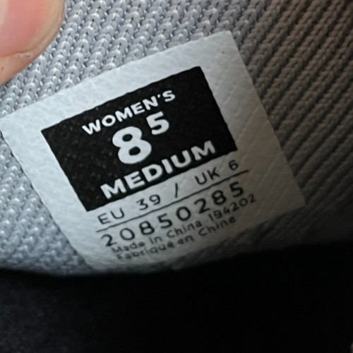 Kuru Atom Womens Size 8.5 Gray White Athletic Walking Slip On Shoes Sneakers