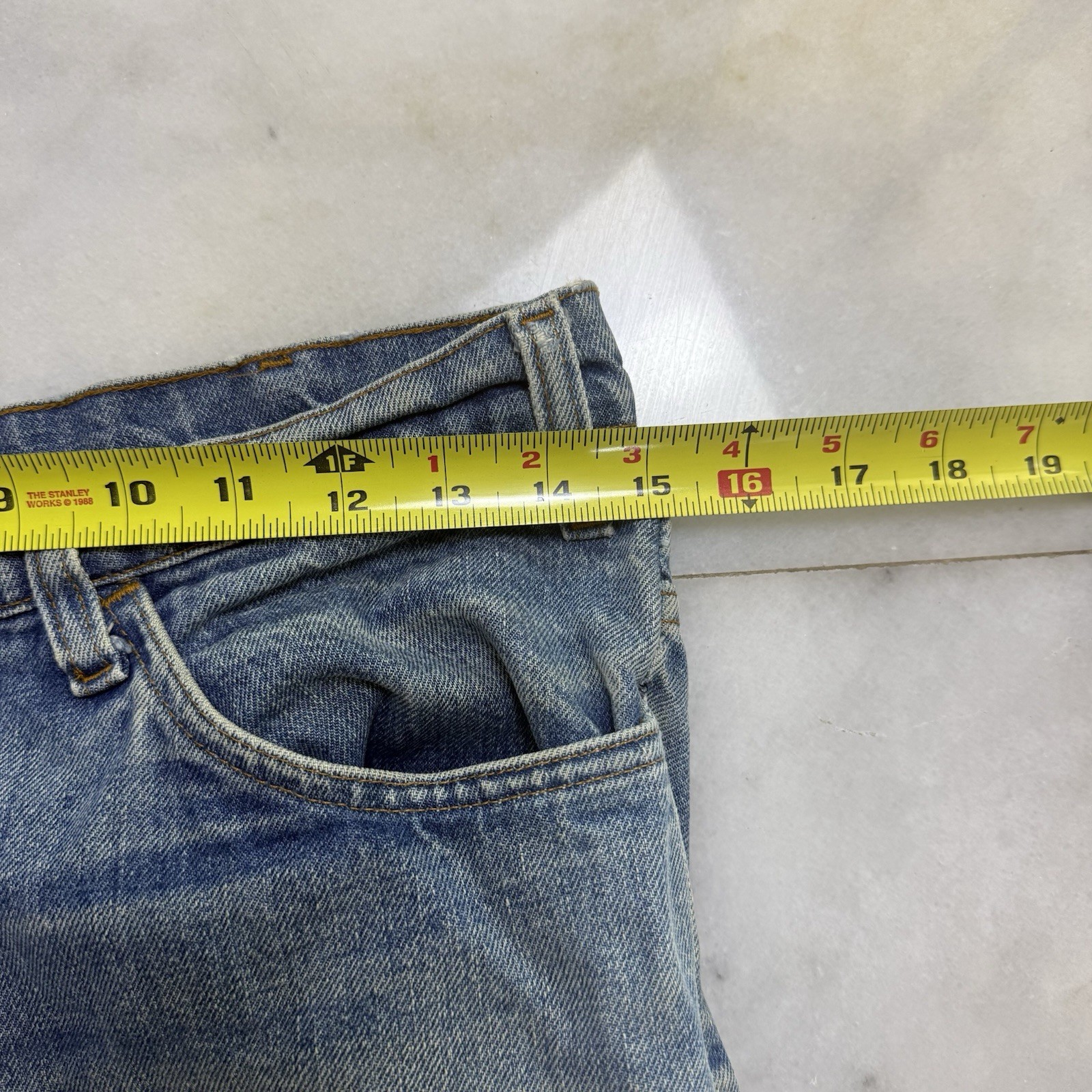 Vintage Levi’s Faded 70s Men’s Blue Denim Flared Jeans Medium Wash USA Made