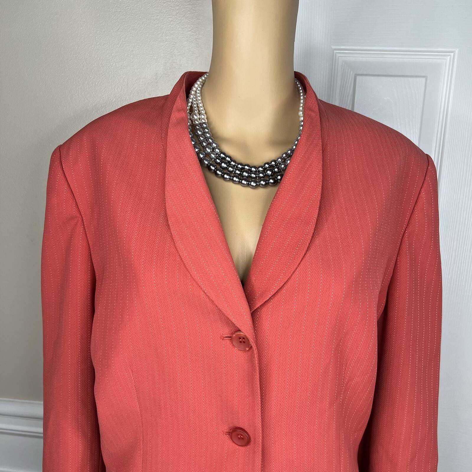 Le Suit Polyester Rayon Skirt Suit Size 18 Striped Light Orange Ruffle 2PC