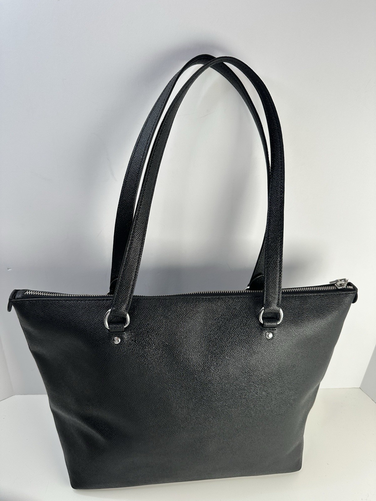 Coach Gallery Tote (F79608) Black Cross Grain Leather Bag – EUC!
