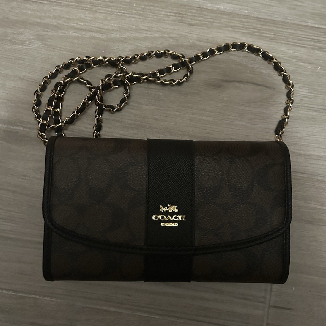 Coach Signature Logo Crossbody Wallet Purse Brown Black