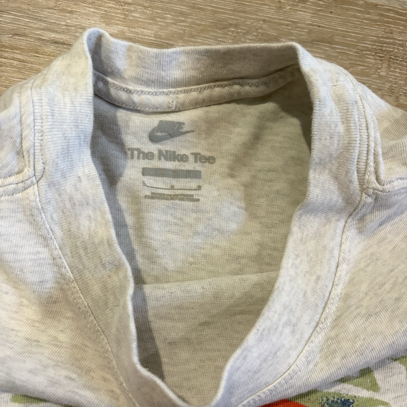 Vintage Inspired Nike Essential Oversized Band T-Shirt Women’s Size Large