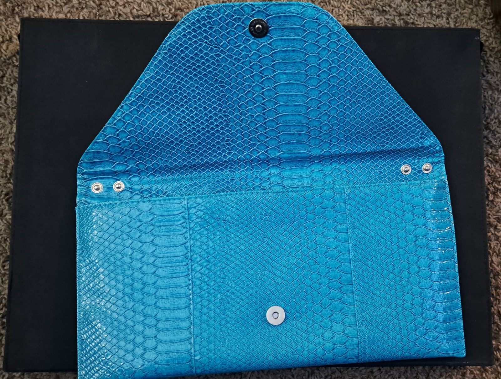 Blue Snakeskin Embossed Envelope Clutch Snap Closure w/ Detachable Strap