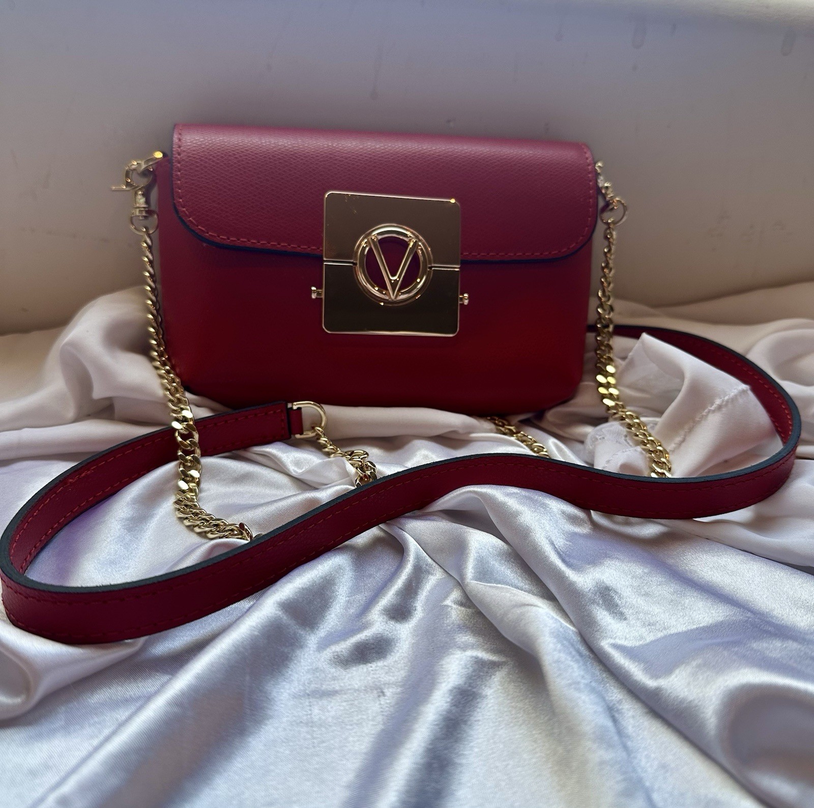 Valentino by Mario Valentino Lilou Bonbonniere leather crossbody bag Red