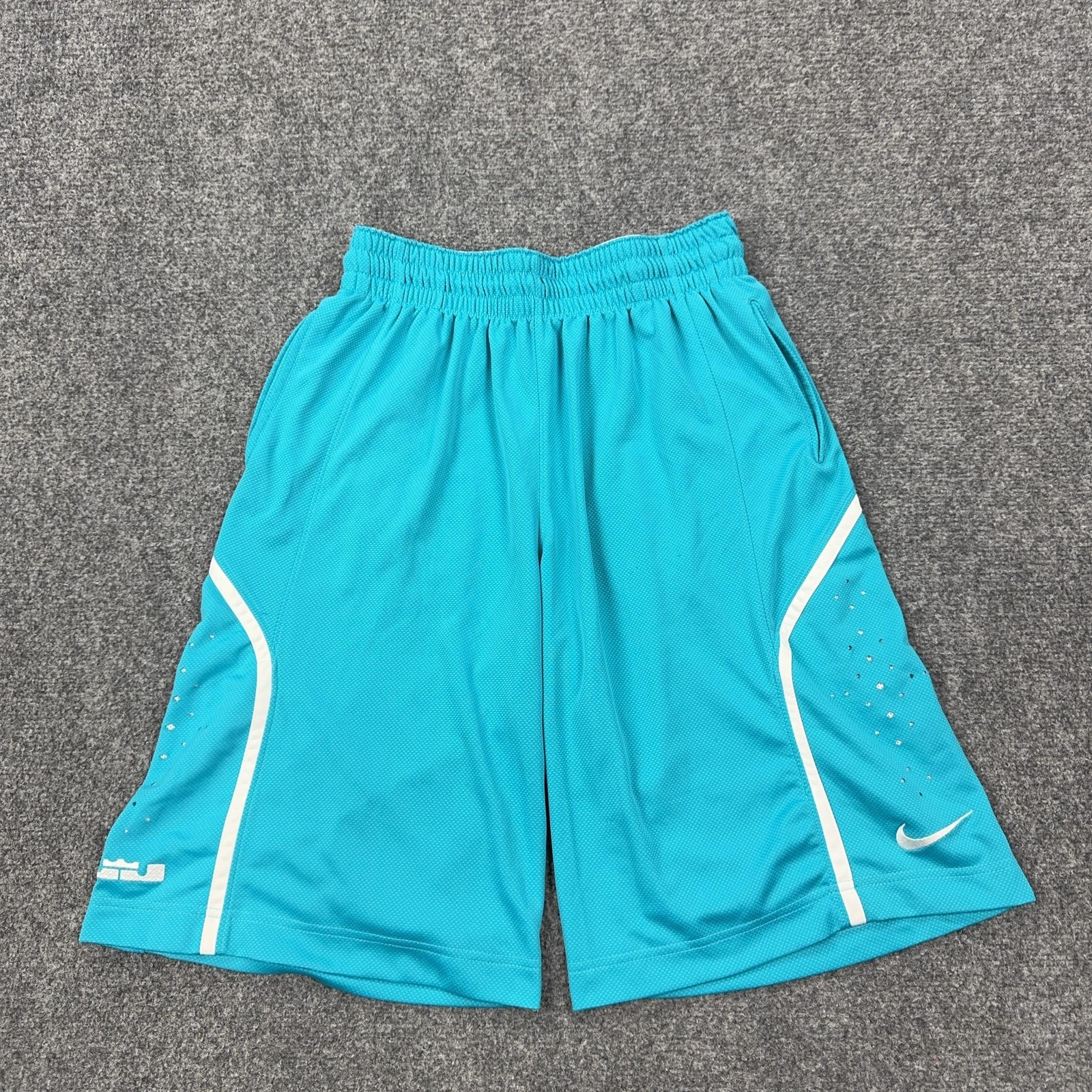 Nike Lebron Basketball Shorts Mens Medium Blue Dri-FIT Mesh 12 Inseam 451129-488