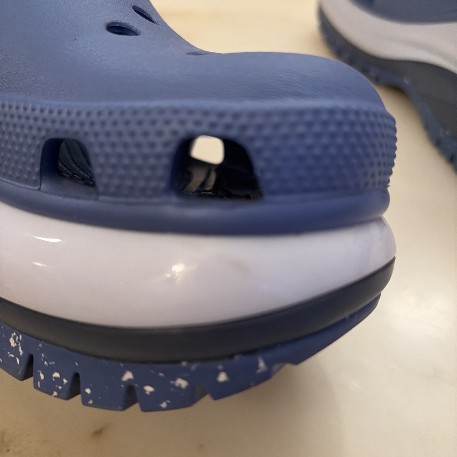 Crocs MEGA CRUSH Cornflower Blue Chunky Heavy Clogs M 4/W 6