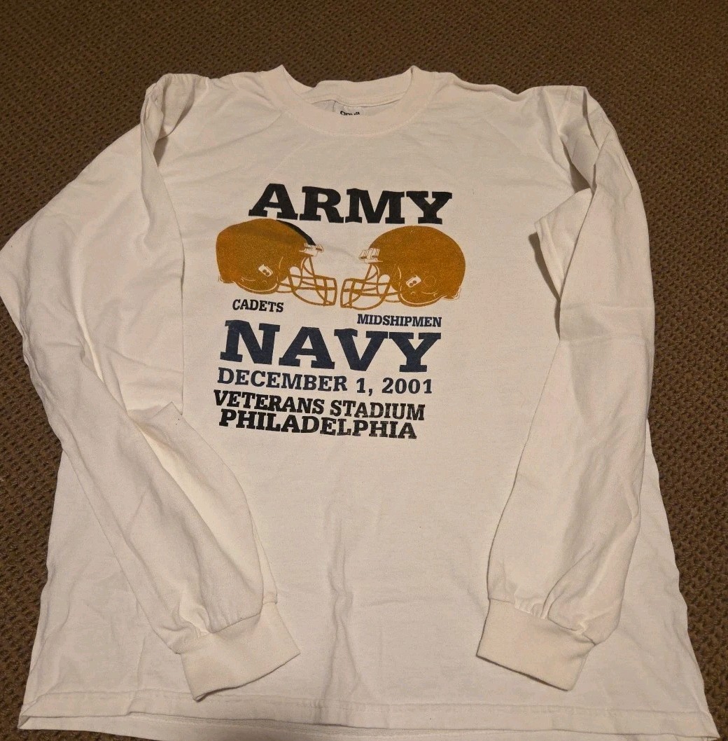 2001 Army Cadets vs Navy Midshipmen Long Sleeve Tshirt Large Veterans Stadium