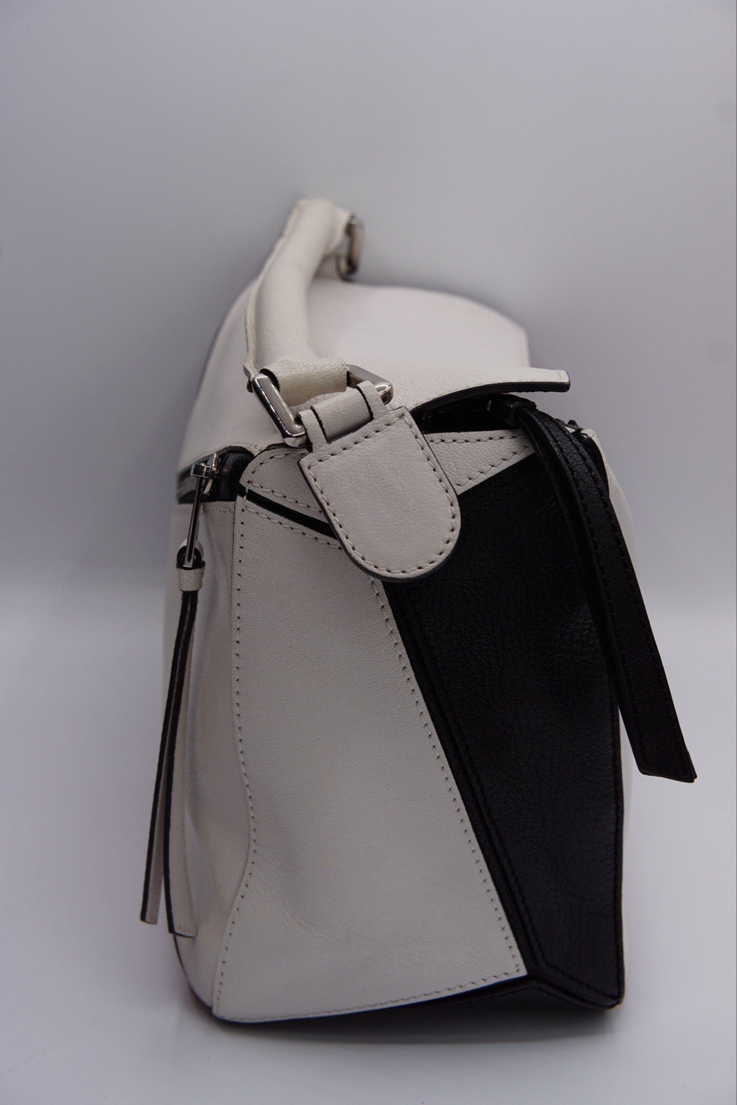 Authentic Loewe Puzzle Bag Small Leather White Red Black Crossbody Shoulder Bag