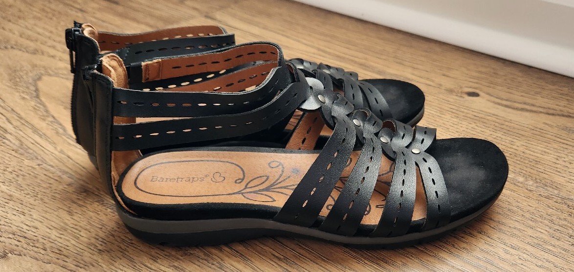 BARETRAPS Black Sandals “Kaiser” Comfort Strappy Gladiator US SZ 7 5 EUC