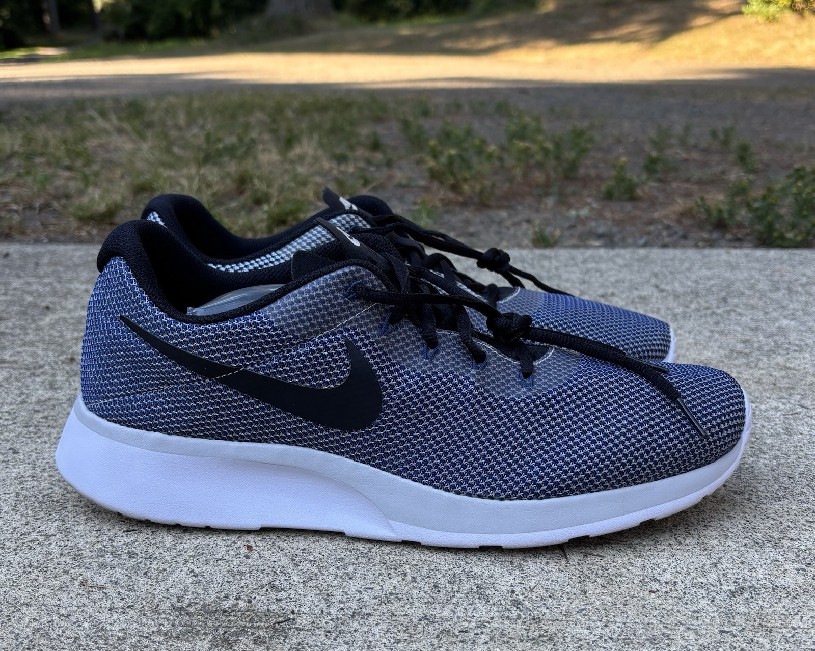 Nike Tanjun Racer Vast Grey Black White Sneakers Men’s 13 EUC