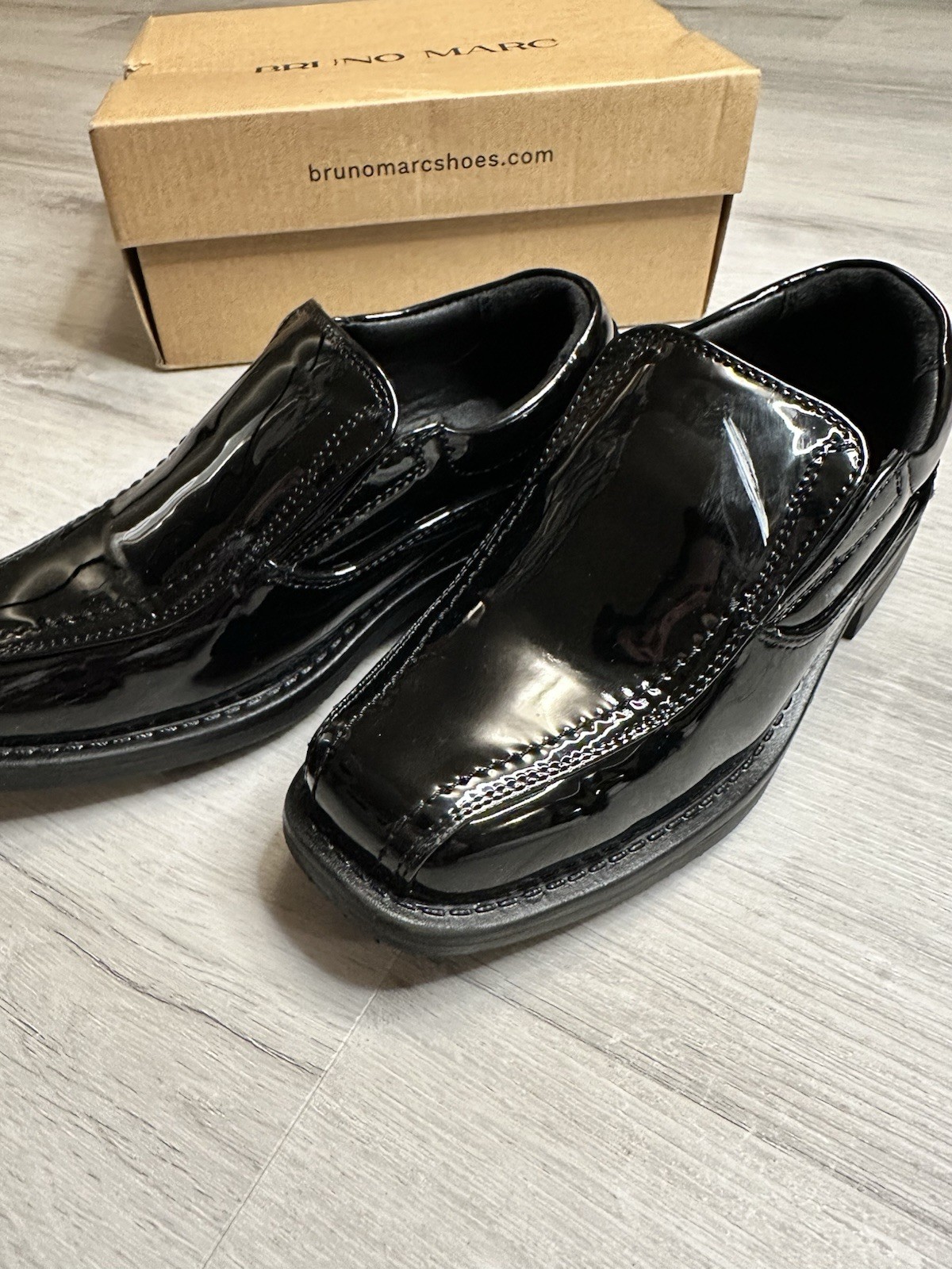 Bruno Marc Black Patent Leather Slip-On Dress Loafers Square Toe – Kids US 12