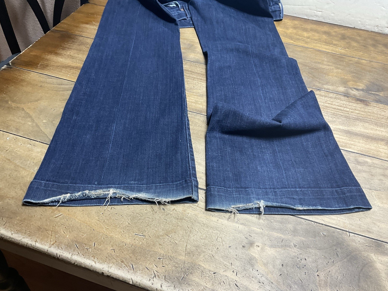 7 for All Mankind Dojo Women’s Trouser Flare Stretch Dark Wash Denim Size 30