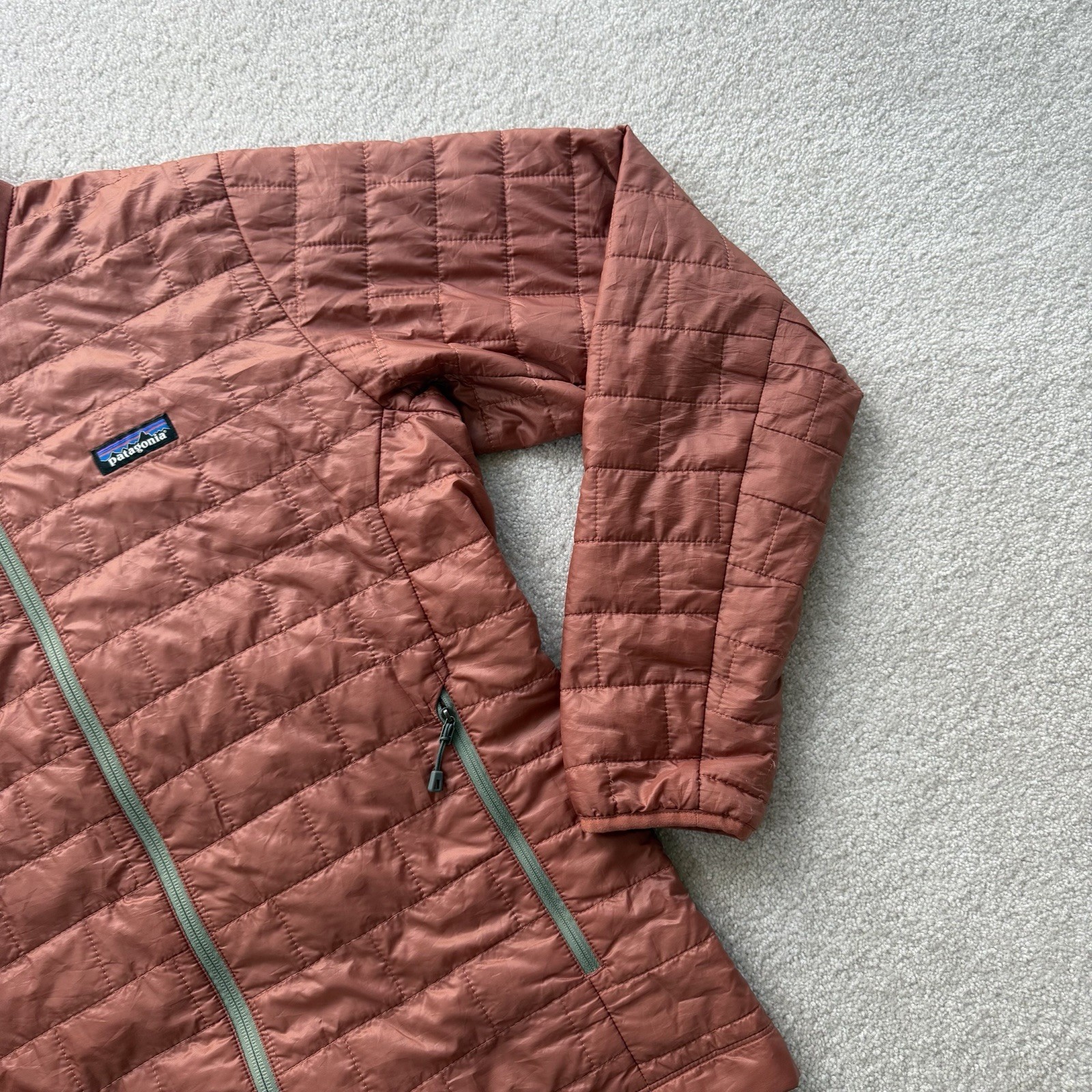 Patagonia Nano Puff Jacket Men’s Quilted Medium Burl Red Full Zip Outdoor 84212