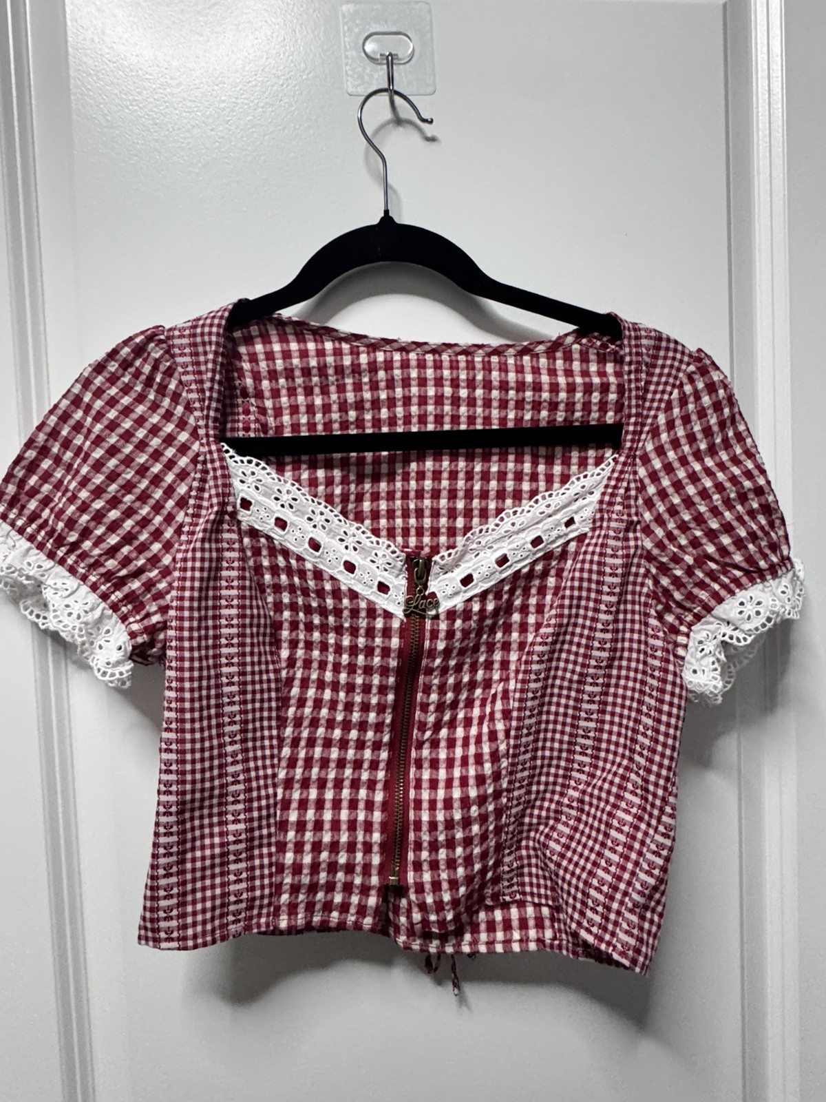Women’s Red/White Gingham Cropped Blouse Square Neck Puff Sleeve Lace Zip