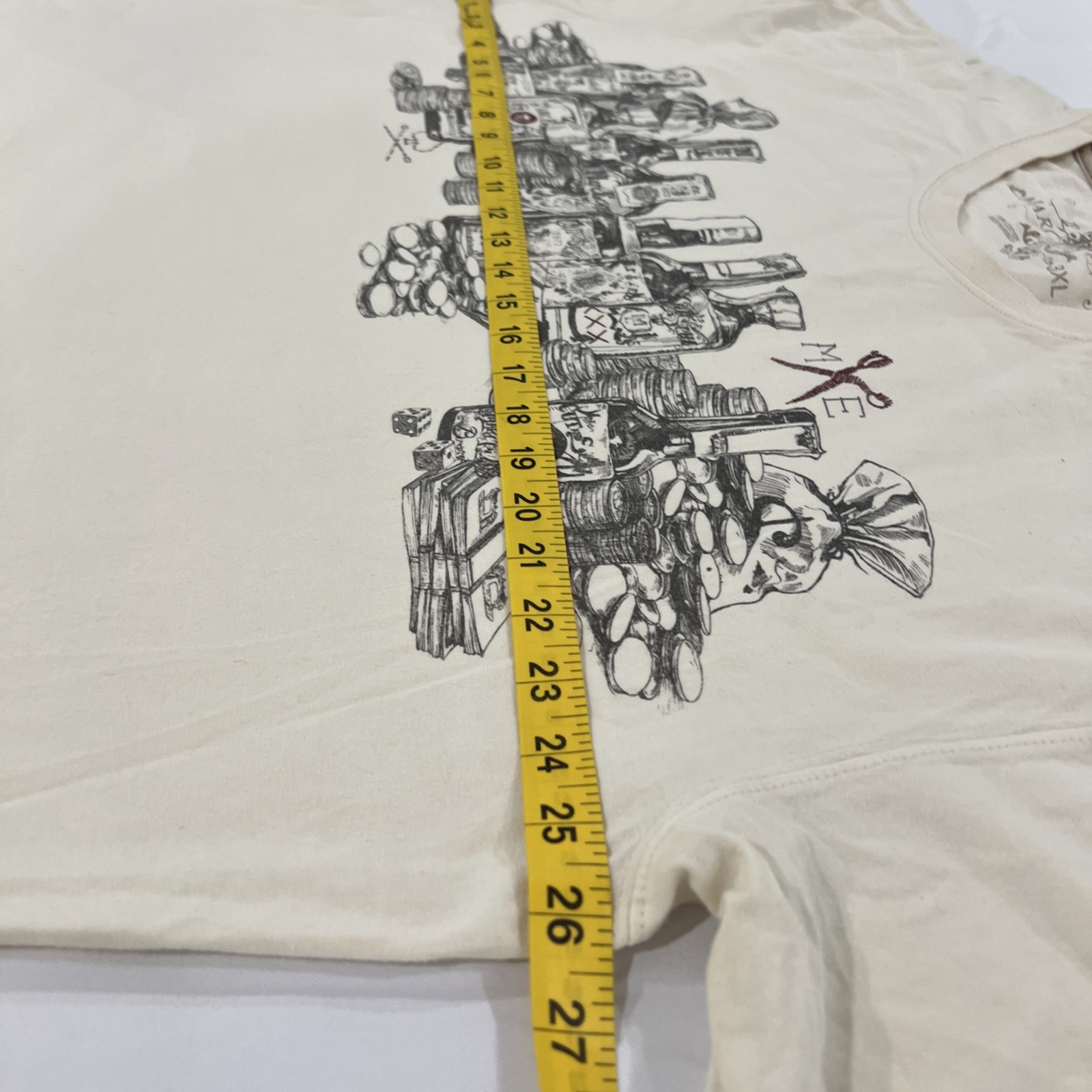 Marc Ecko Cut & Sew Graphic T Shirt Men’s 3XL Ivory Money Bottles Skull Tee