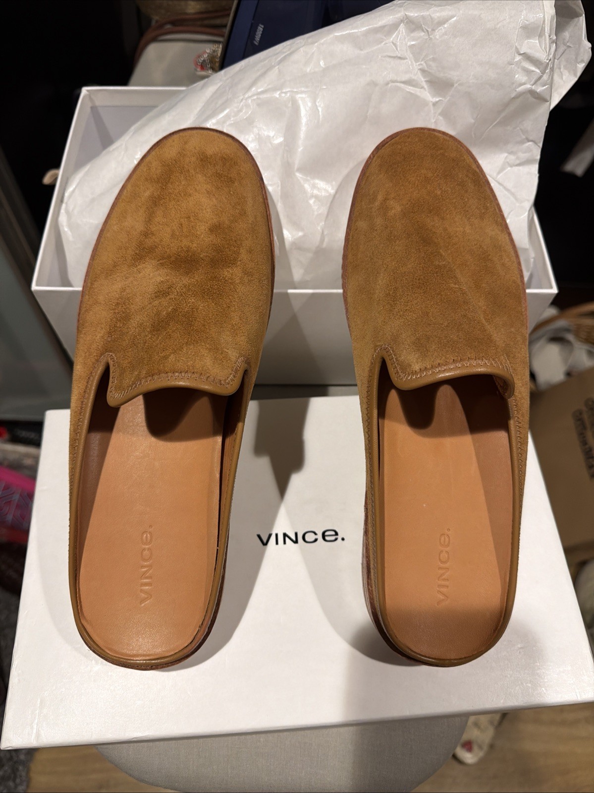 NIB Vince Canella Tan Suede Mule Slip On shoes NIB Size 9.5 Brand New