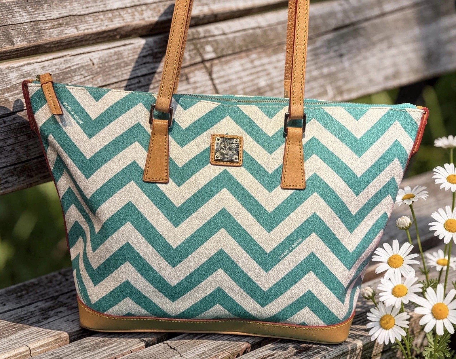 Dooney Bourke Turquoise Spearmint Green Chevron Large Shopper Tote Shoulder Bag