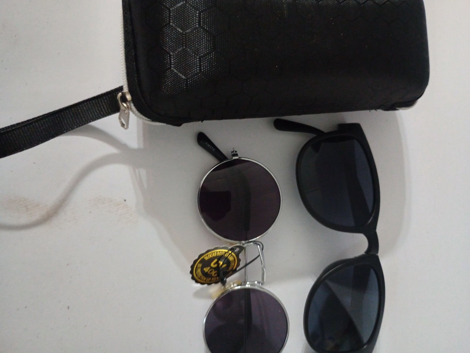 Unique , Vintage Style 2 sunglasses – Foldable and small round Design
