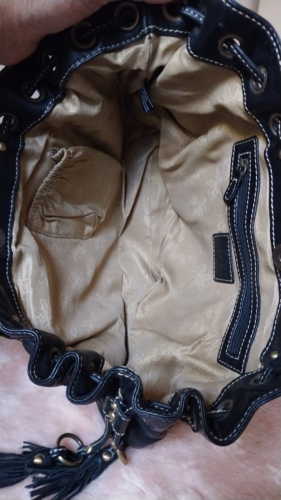 Authentic Ri2k London 100% Genuine Black Leather Handbag / Satchel