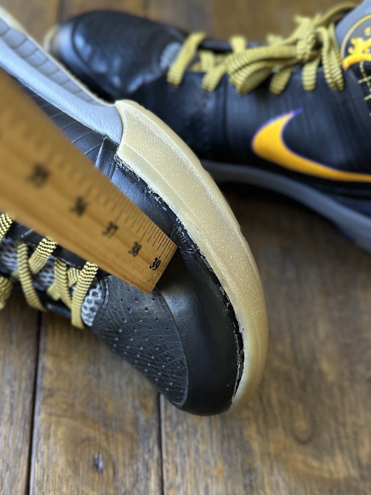 Vintage Nike Zoom Kobe 4 Carpe Diem