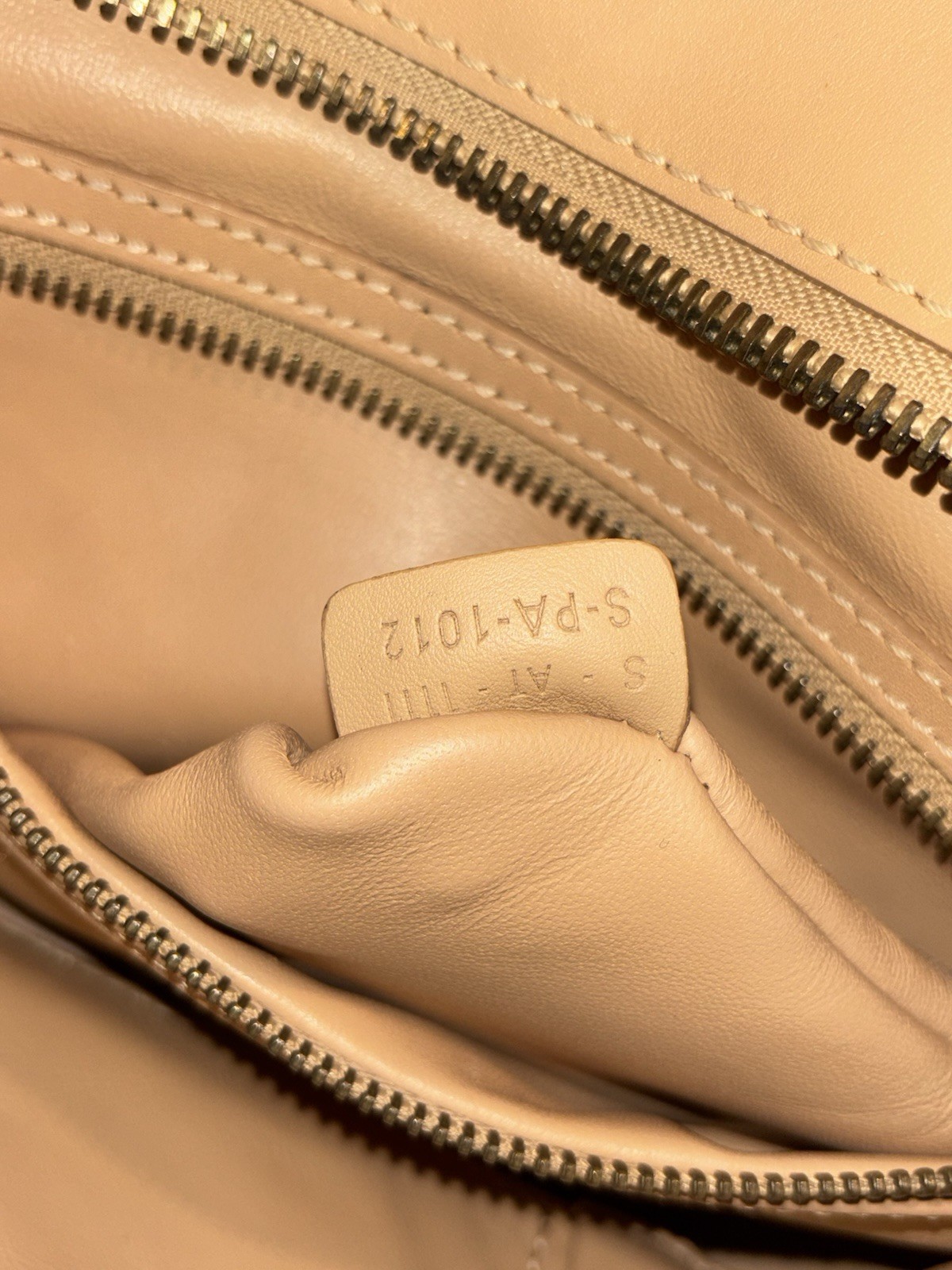 Celine Luggage Phantom Tote Handbag Beige Leather Micro Shopper 12x11x10