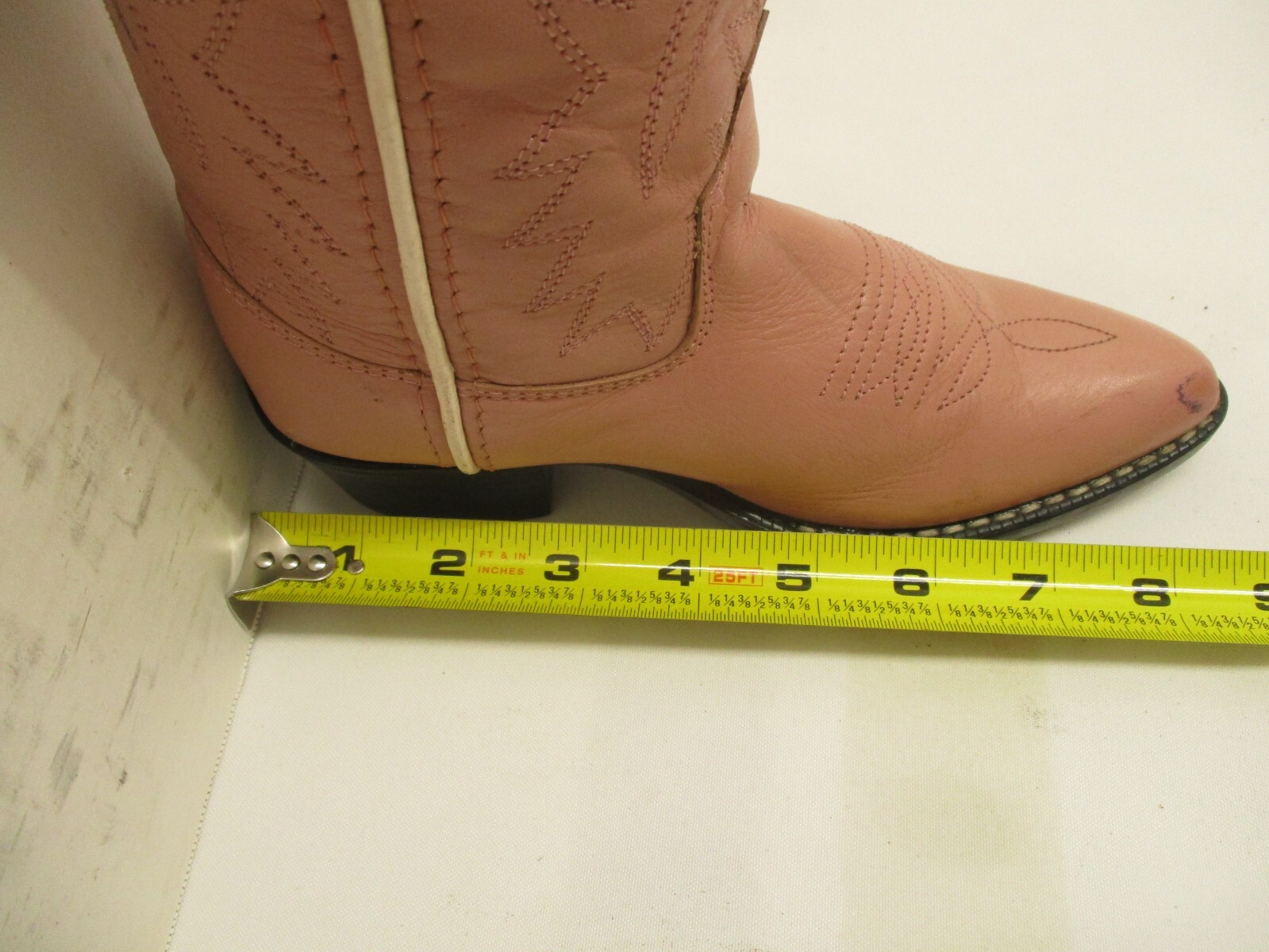 A JAMA PRODUCT Little Kid Size 12.5 Pink Leather Pointed Toe Cowboy Boots